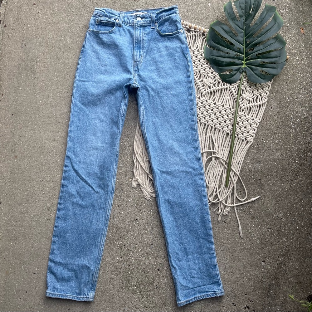 Levi’s Premium High Rise Slim Straight Jeans Size 26 - Picture 2 of 7